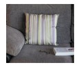Coussin LILY violet déhoussable 45 x 45 cm Coussin LILY violet déhoussable 45 x 45 cm