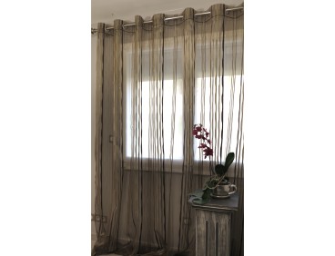 Voilage prêt à poser grande largeur NIRVANA taupe 280 x 270 cm