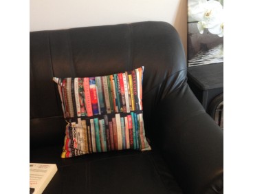Housse de coussin BOOK 45 x 45 cm
