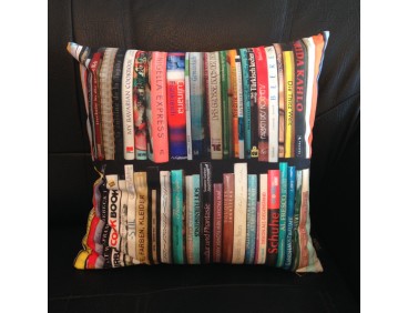 Housse de coussin BOOK 45 x 45 cm